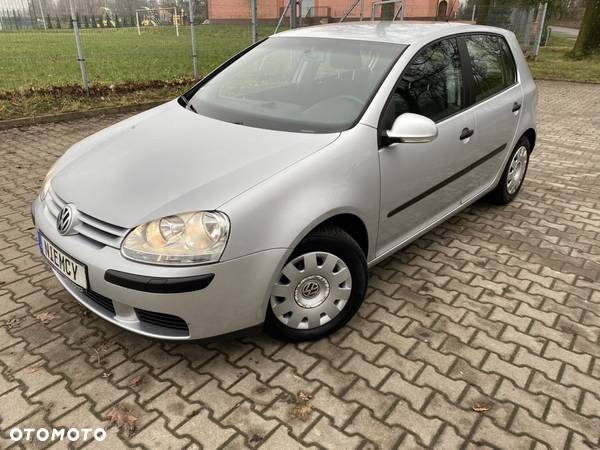 Volkswagen Golf V 1.6 Comfortline - 1