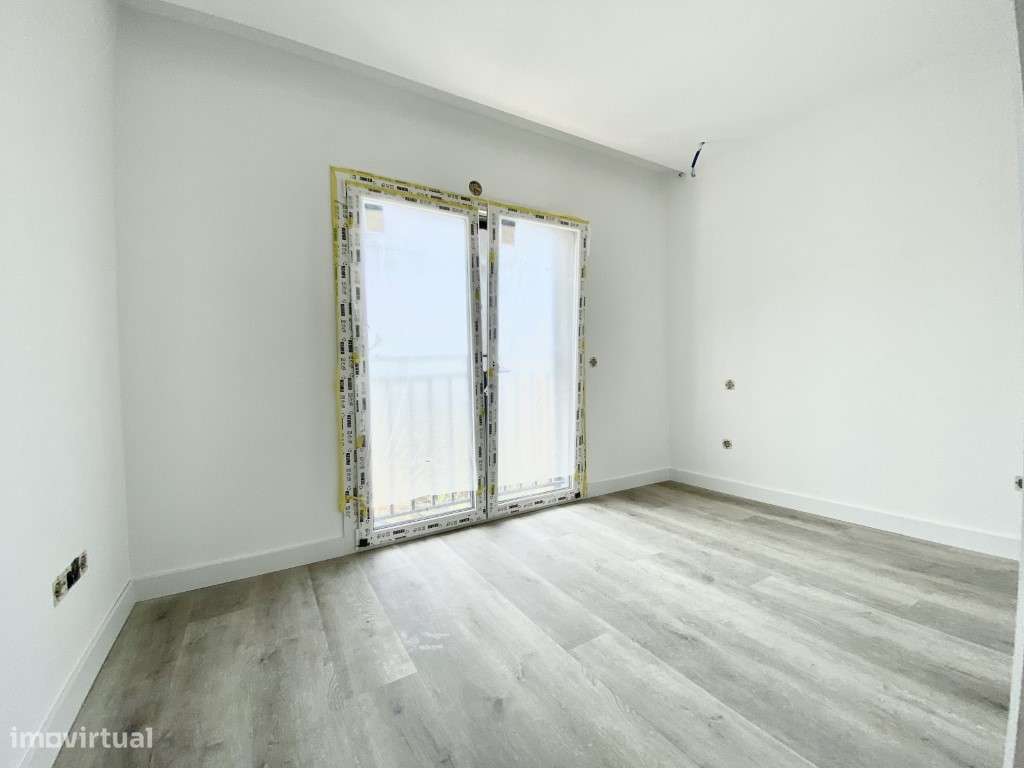 Apartamento T2 novo na zona histórica da Nazaré - Grande imagem: 3/13