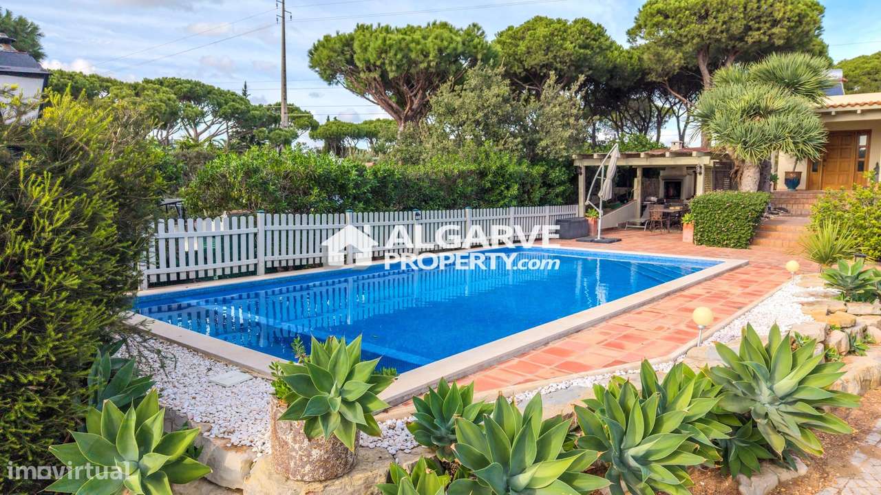 Moradia V4 térrea perto da praia entre Vilamoura e Vale do Lobo-27