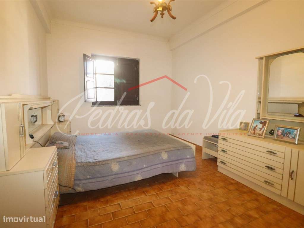 Excelente moradia T5 com anexo, quintal e garagem - Vila Nova de Mi...-5