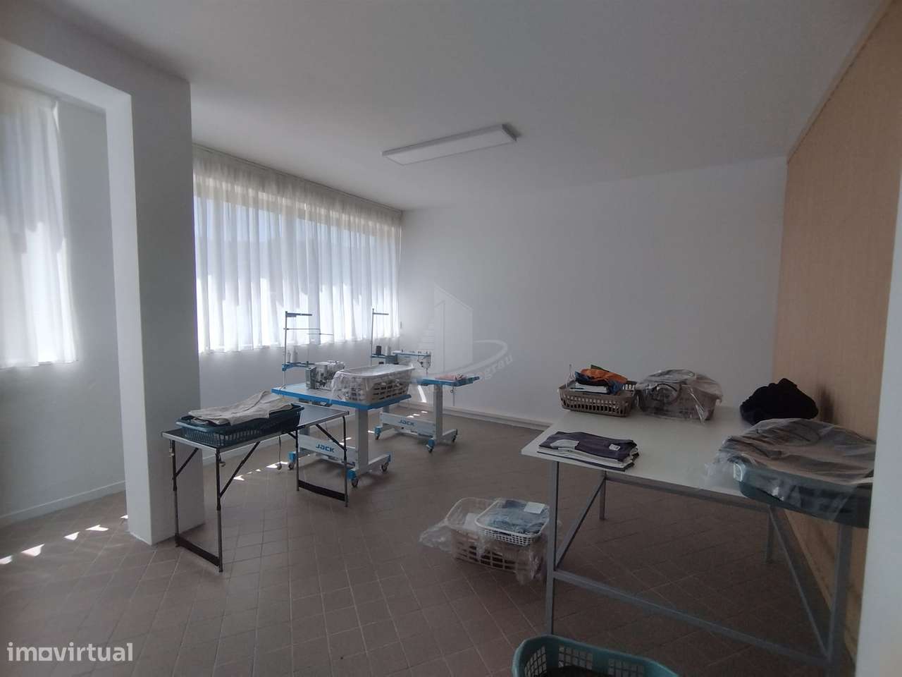 Trespasse de Engomadoria e Costura em Funcionamento – Joane, Vila Nova-3