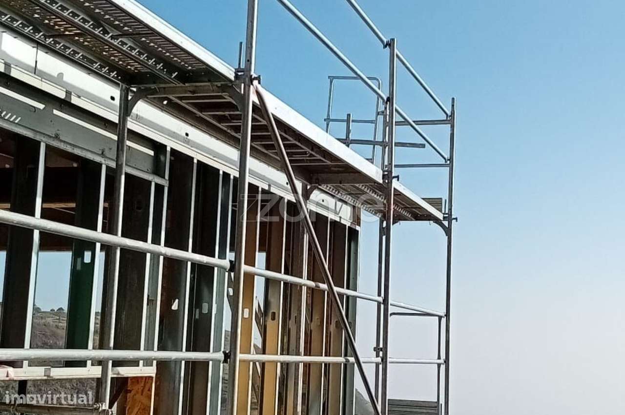 Moradia T3 +1 com piscina vista Panorâmica Mar e Montanha - Grande imagem: 4/24