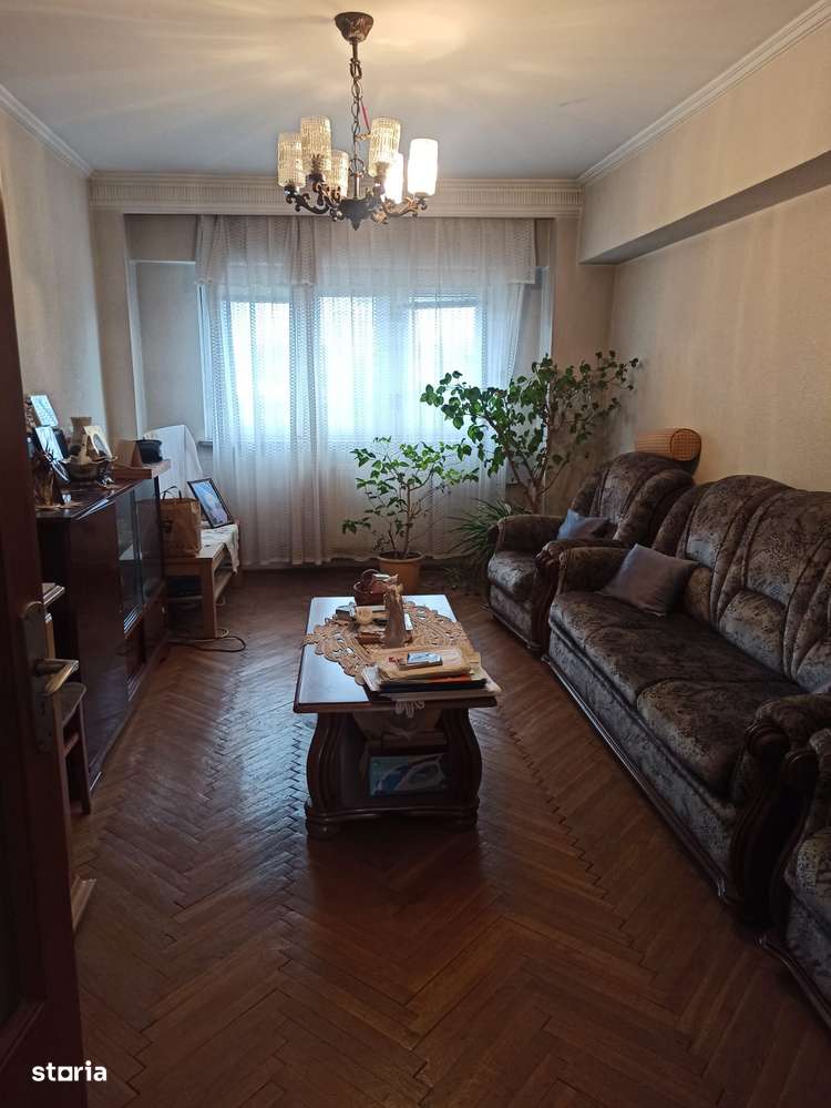 4 camere PITEȘTI , Decomandat , Amplasament DEOSEBIT, negociabil !-1