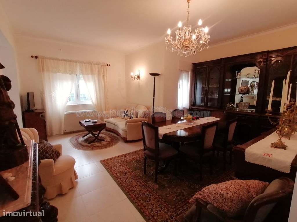 Moradia T3 isolada no Zambujal-5