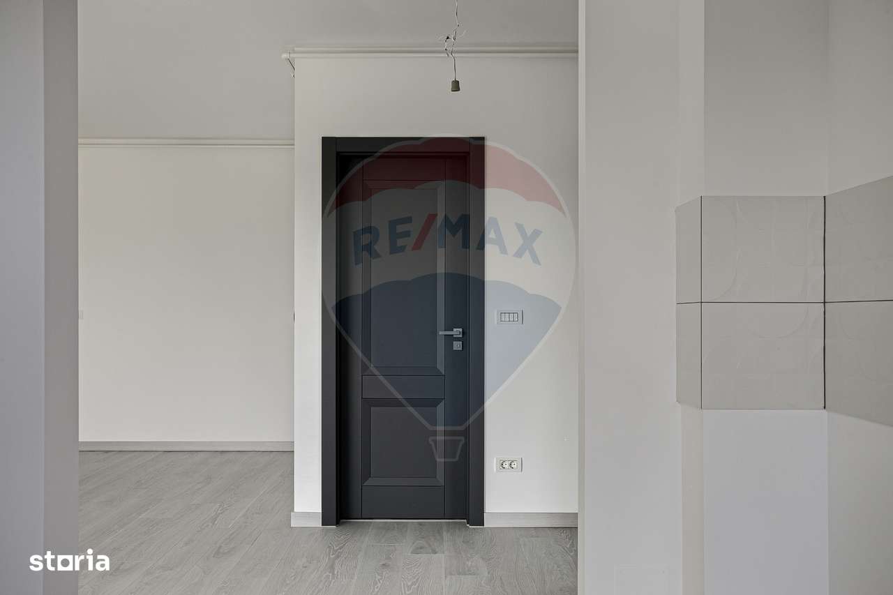 Apartament nou de vânzare cu 3 camere la Adora Park-3