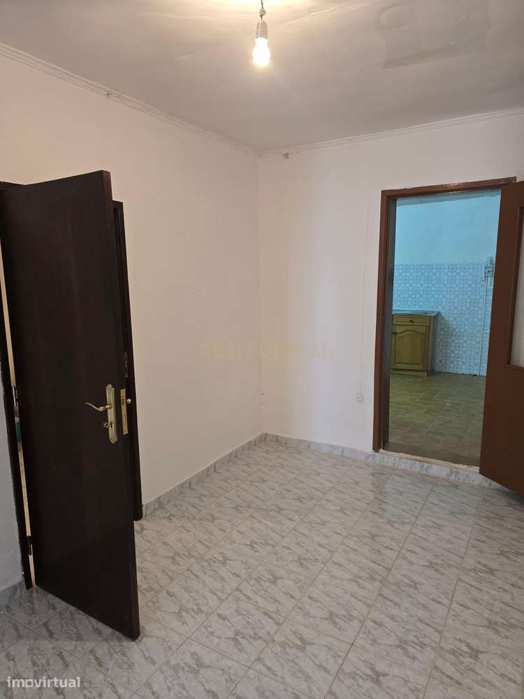 Moradia T1+1 em Canhestros, Concelho de Ferreira do Alentejo-11