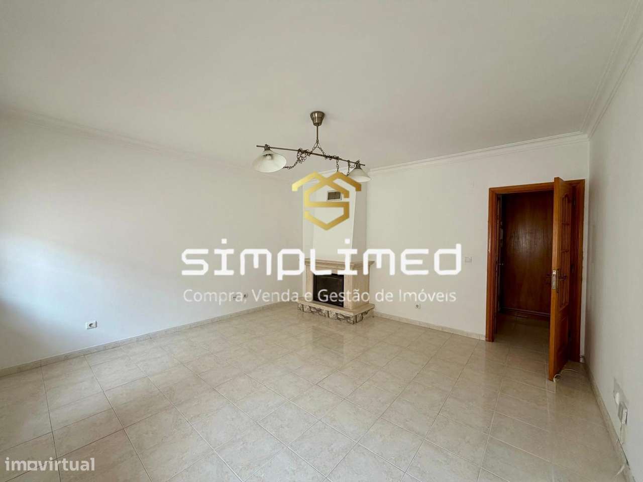Apartamento T2 na Quinta do Conde ( NJ )-6