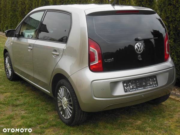 Volkswagen up! - 4