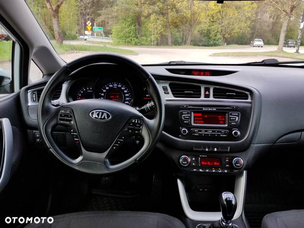 Kia Ceed Cee'd 1.6 CRDi L - 34