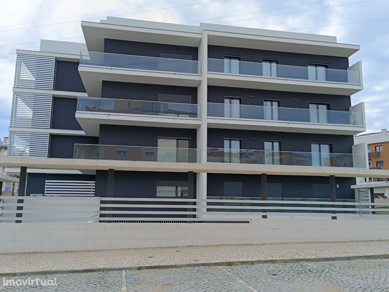 Fabuloso apartamento T4 - 1º andar!