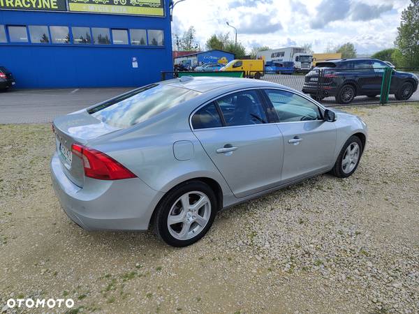 Volvo S60 D4 Summum - 8