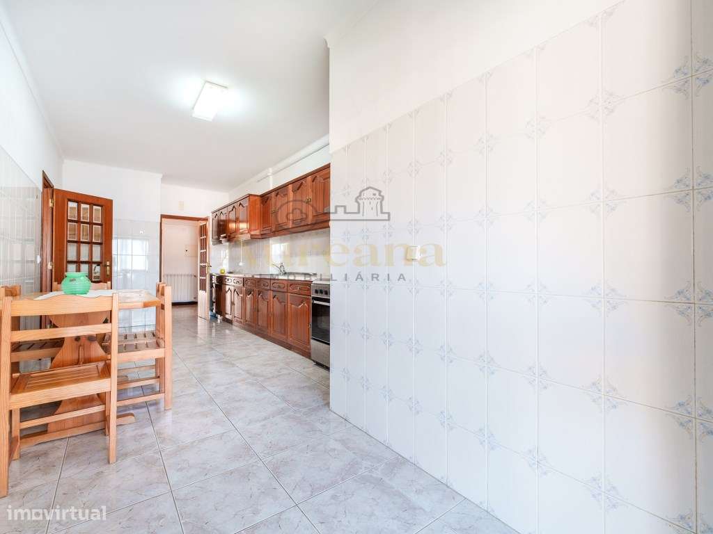 Apartamento T3 com elevador - Centro de Fátima-5