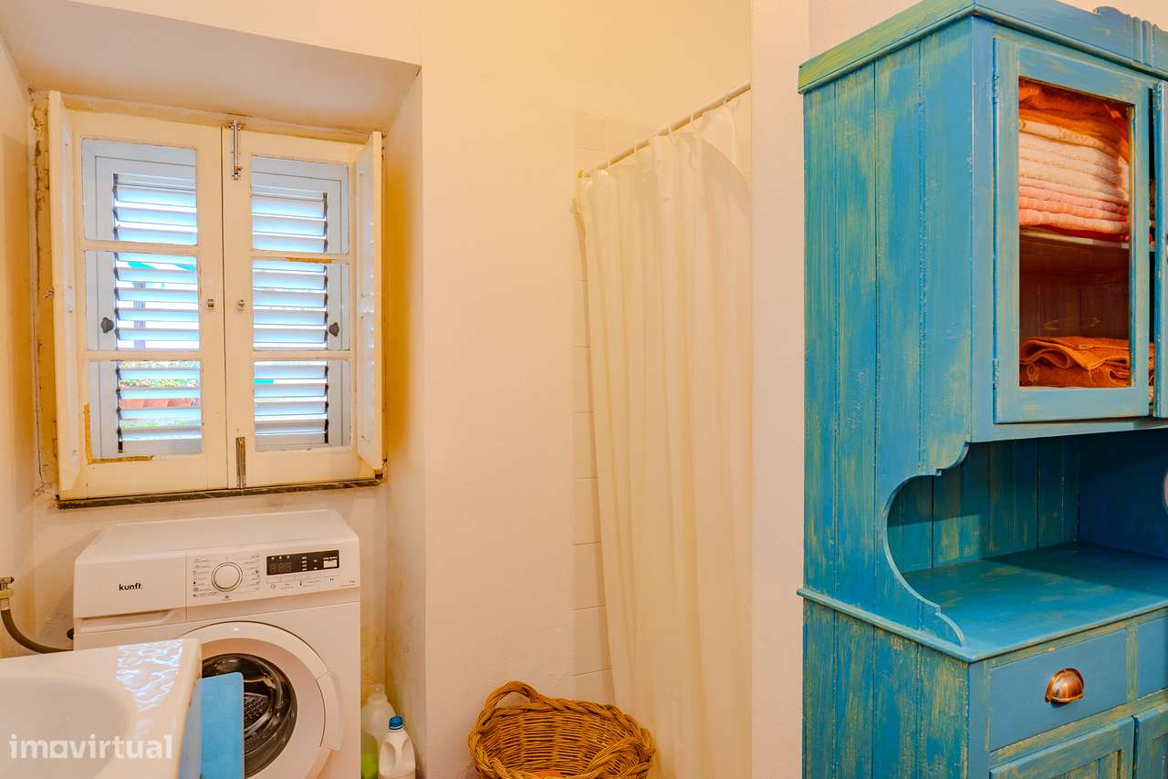 CASA COM QUINTAL | PARA VENDA | FALCOEIRAS-14