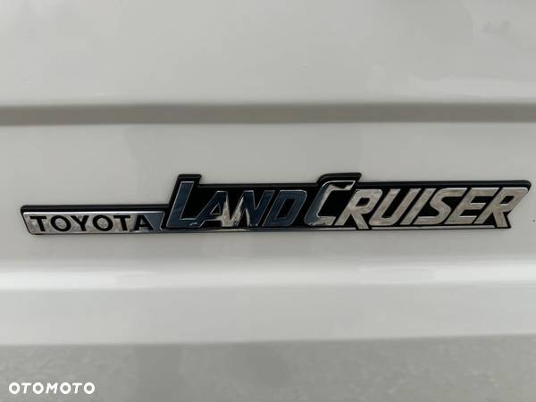 Toyota Land Cruiser LJ70 - 10