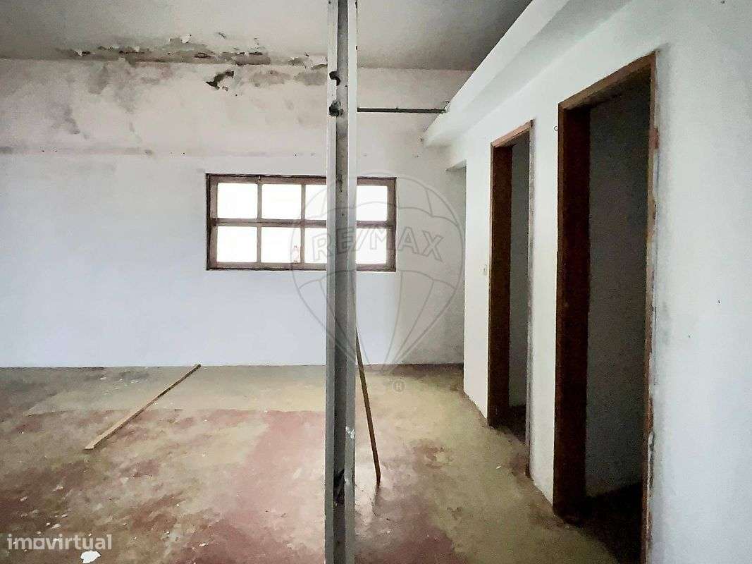 Armazém  para arrendamento - Grande imagem: 2/9