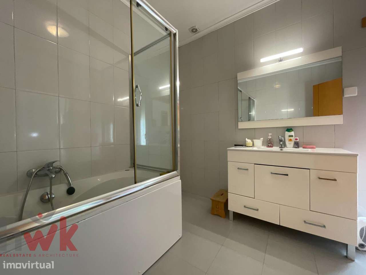 Moradia T4 Moderna com Vista Serra da Estrela-12