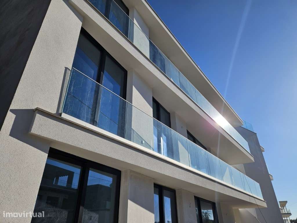 Apartamento T2 novo, com vista sobre a Nazaré e o Oceano - Grande imagem: 3/13