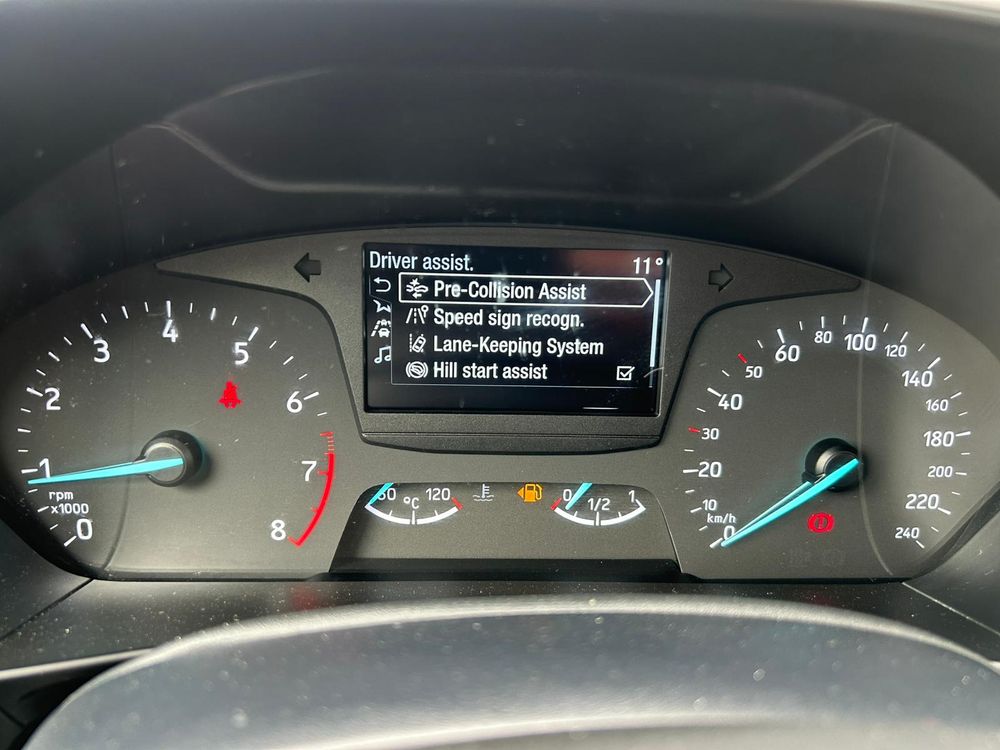 Ford Focus - foto 24