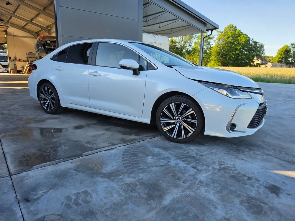 Toyota Corolla Seria E21 1.5 Comfort 2023