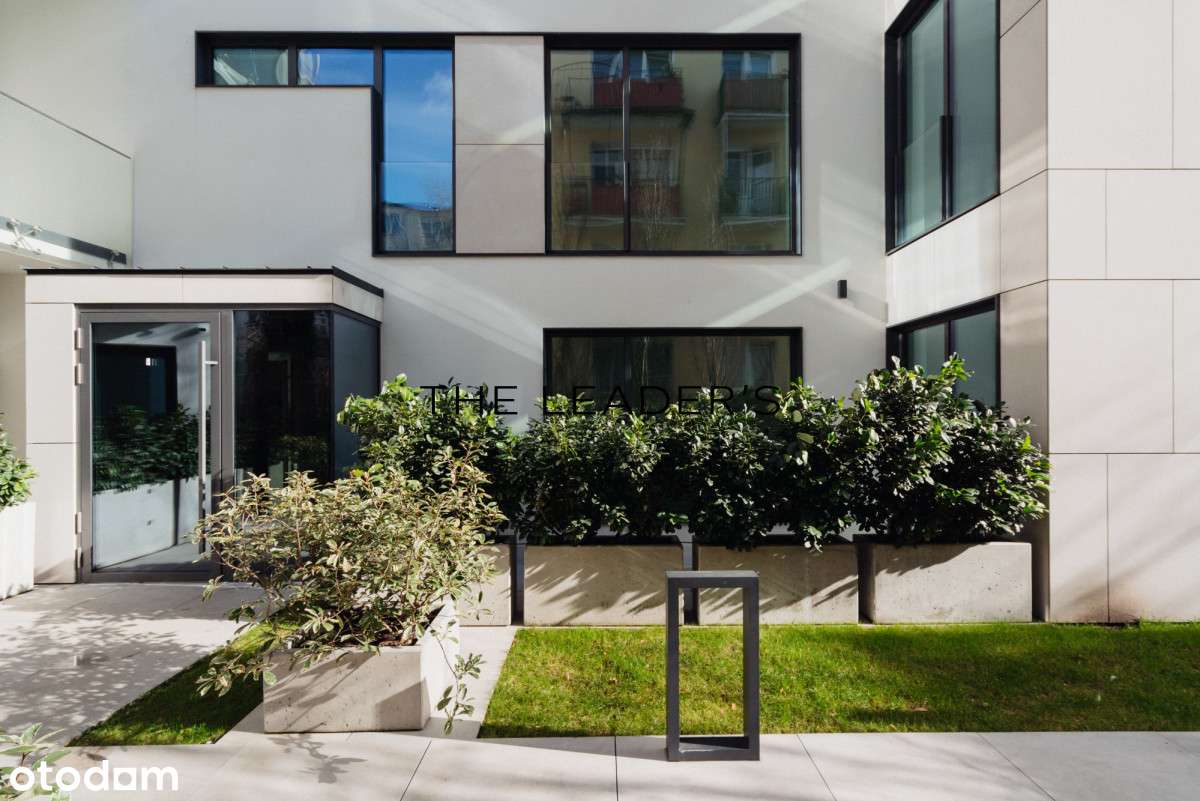 Kameralny apartamentowiec na Saskiej Kępie - Pełny obrazek: 1/17