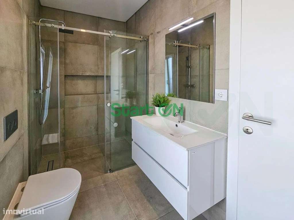 Exclusiva Moradia T3+1 Contemporânea com Piscina Privada-15