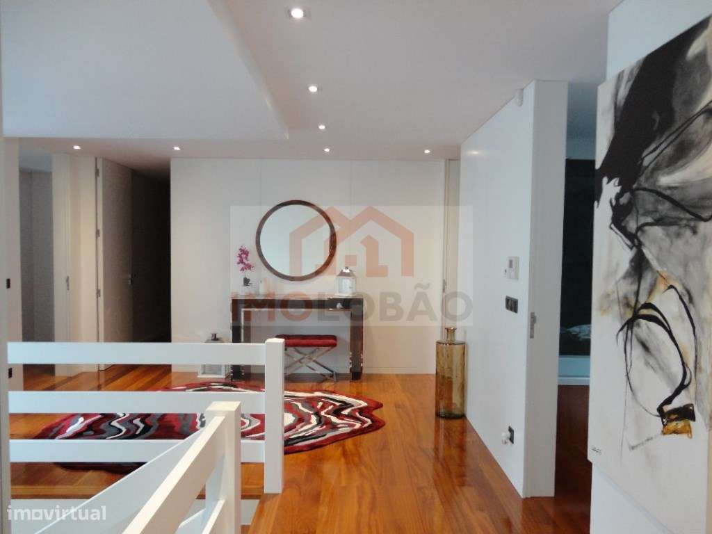 MOR C/ PISCINA - LOBÃO-11