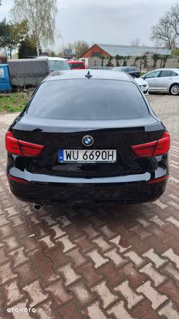 BMW Seria 3 318d - 33