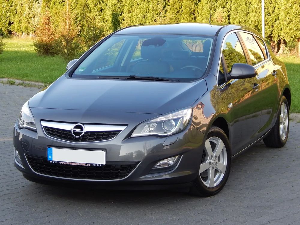 Opel Astra J (2009-2019) 1.4 Turbo Cosmo 2010