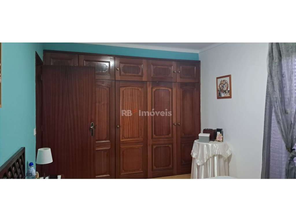 Moradia T4 no Entroncamento-9