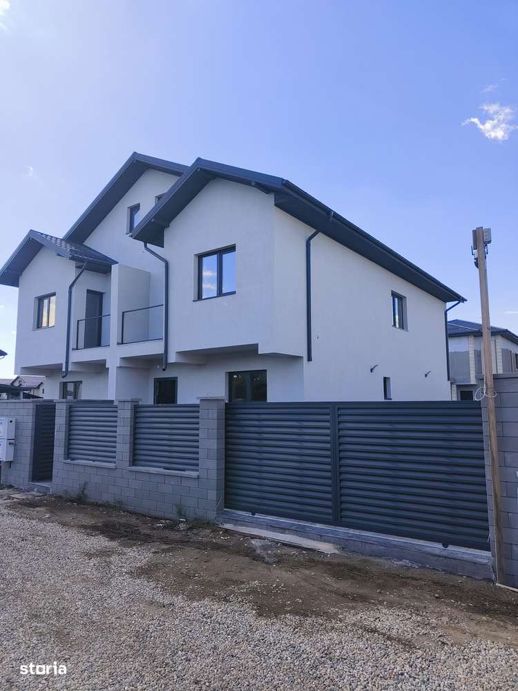 Vilă în Duplex 5 camere - Imagine principală: 4/19