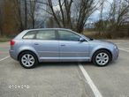 Audi A3 1.6 Sportback S tronic Attraction - 2