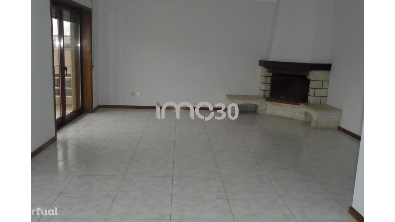 Apartamento T2+1 em Valongo