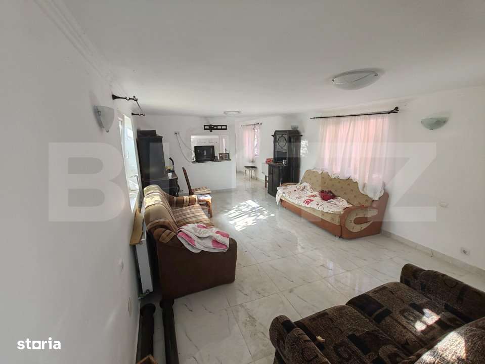 casa +anexe de vanzare - Imagine principală: 1/10