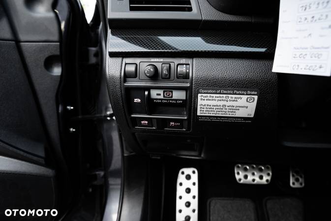 Subaru Legacy 2.5i GT - 22