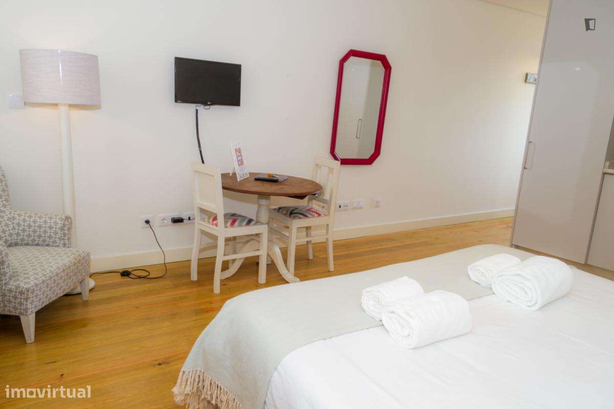 Estúdio - localizado em Vitória Porto - Grande imagem: 5/6