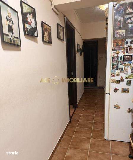 Crangasi | 3 camere | Centrala proprie | Renovat 2024 | P/8 | 70MP - Imagine principală: 4/8
