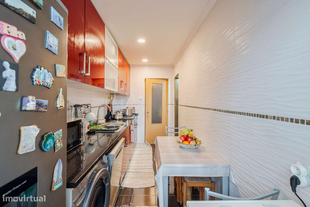 LARANJEIRO - Apartamento T3 com 2 WC-17