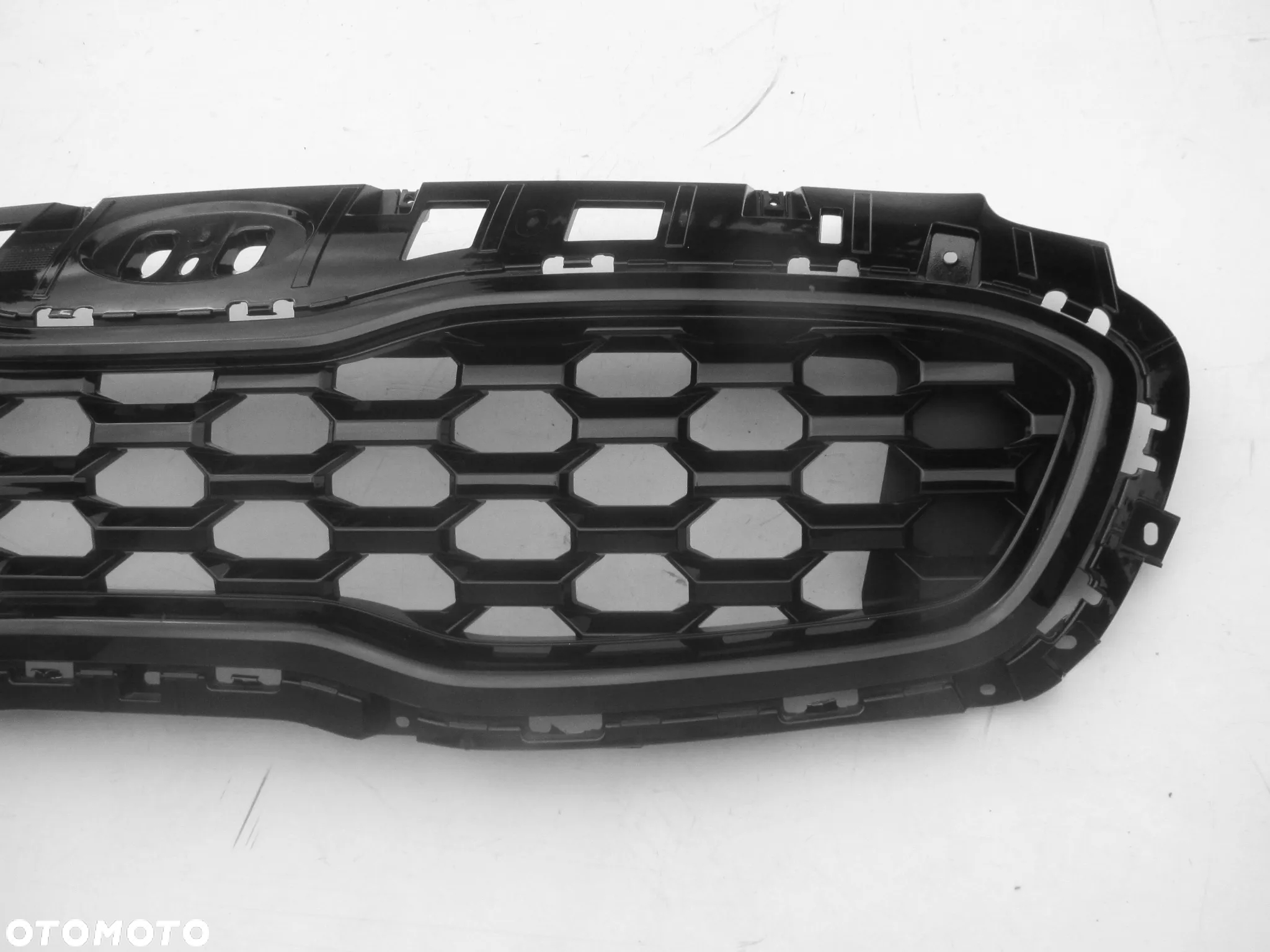 KIA SPORTAGE 4 2018 - 2021 atrapa grill BLACK OE - 3