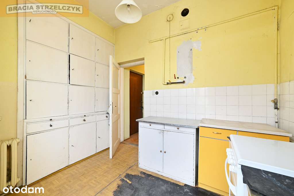 Przedwojenne mieszkanie 3,3 m wysokości-11