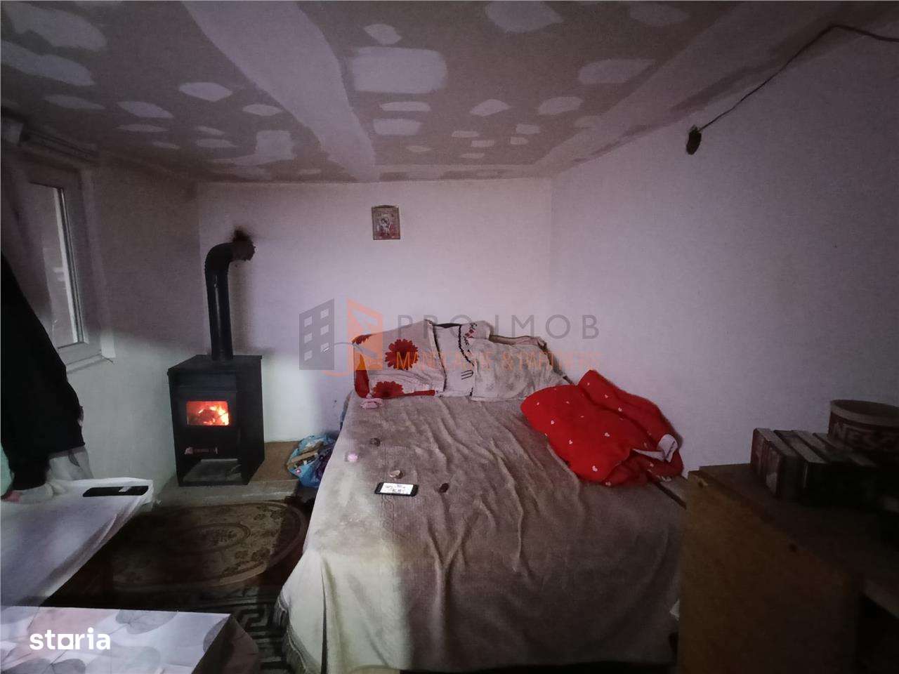 Casa batraneasca zona Niscov - Imagine principală: 4/8