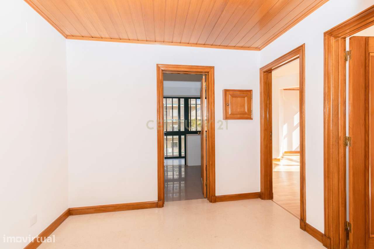 Apartamento Renovado T2 em Belém, Lisboa - Grande imagem: 2/19