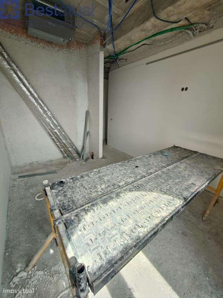 Moradias Bifamiliar - Acab. de Qualidade - Avidos-41