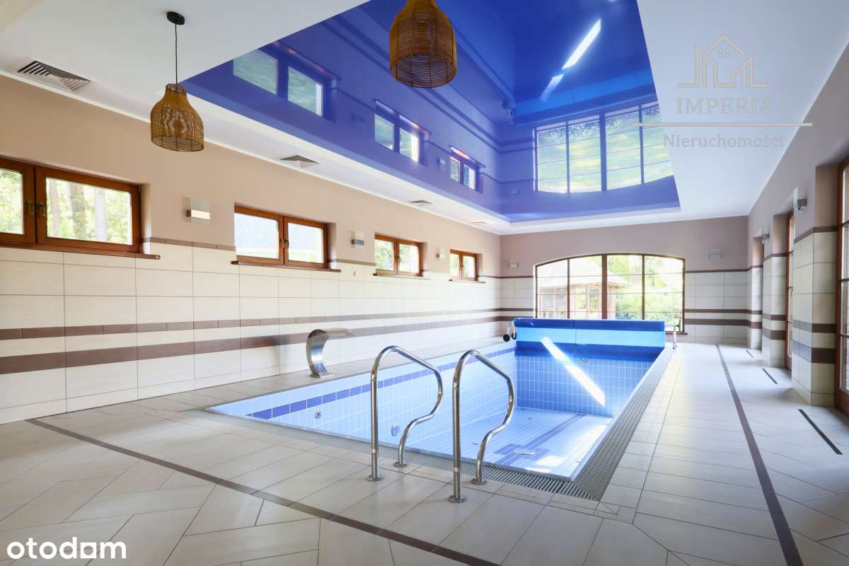 Rezydencja z prywatnym basenem i ogrodem | Koźmin-3