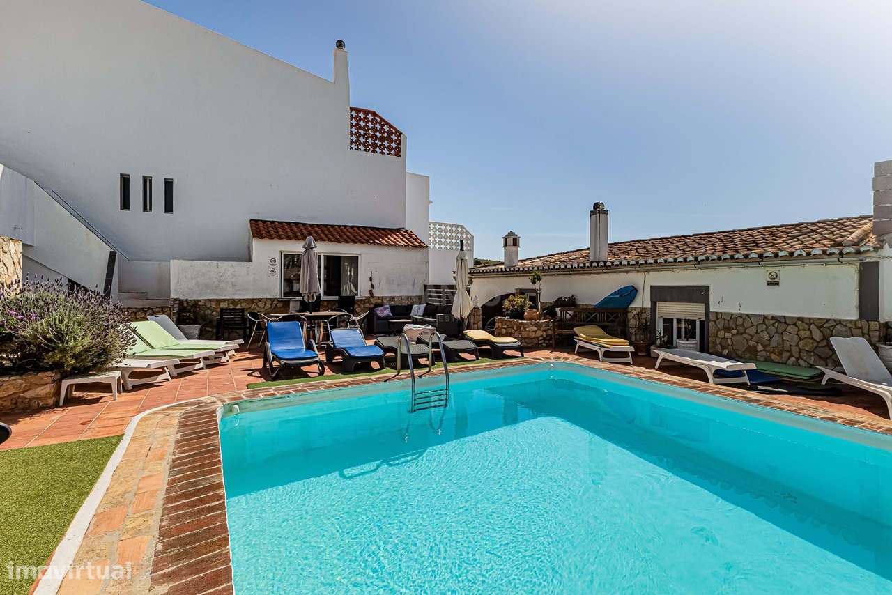 Casa geminada com caráter e vista para o mar em Burgau, Budens-10
