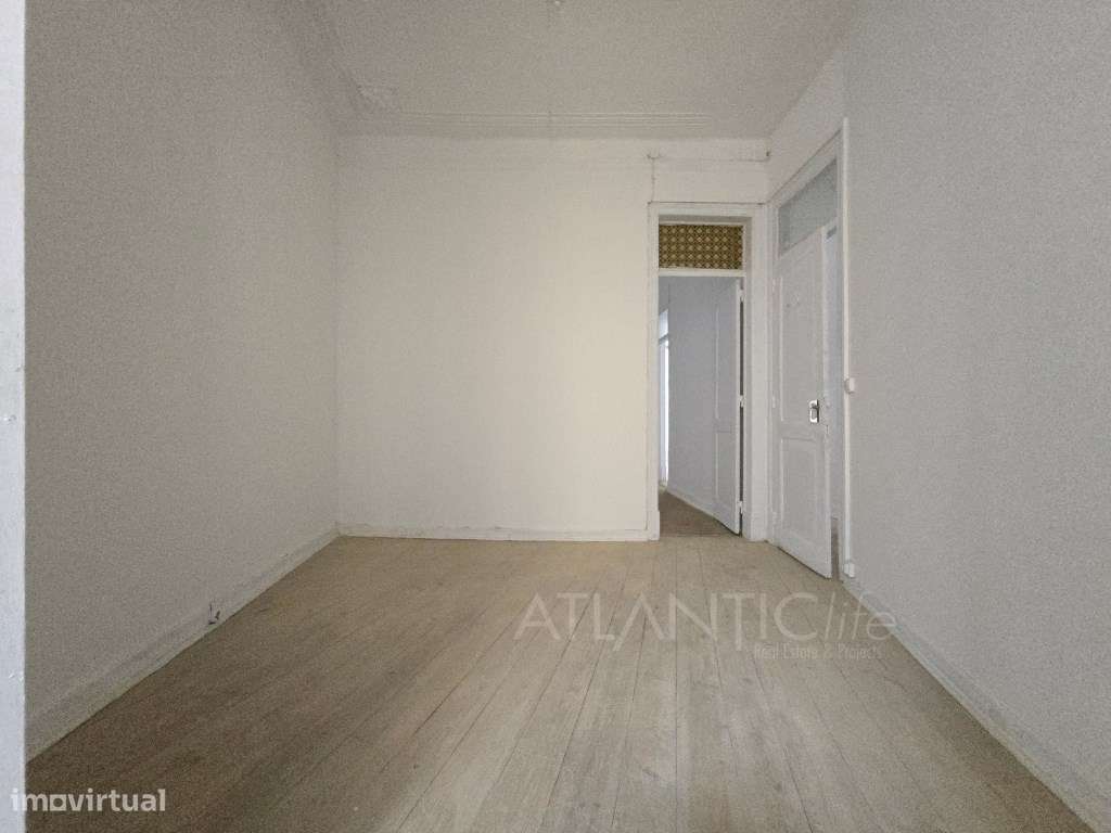 Apartamento T3 + 1 em Arroios - Excelente Oportunidade!-12
