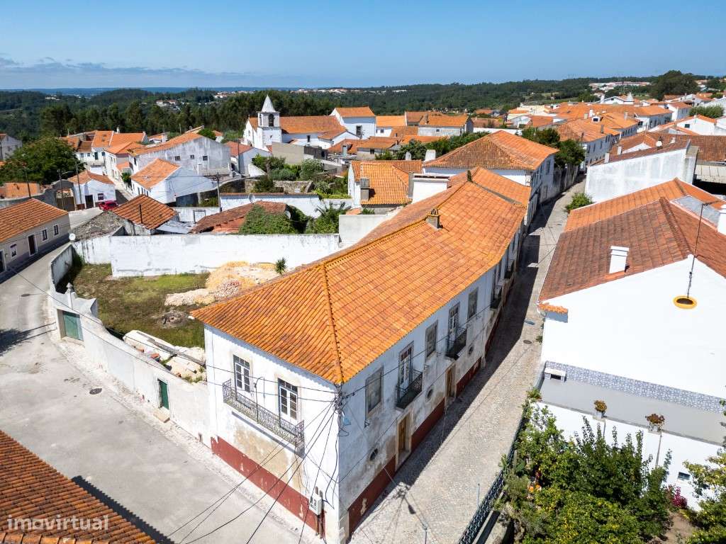 Moradia de Luxo com jardim no centro histórico de Aljubarrota, Alco...-7