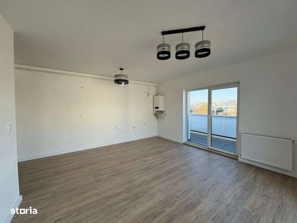 Apartament finisat 4 camere, 2 bai, 93,3 mp utili, etaj retras, Dambul - Imagine principală: 4/19