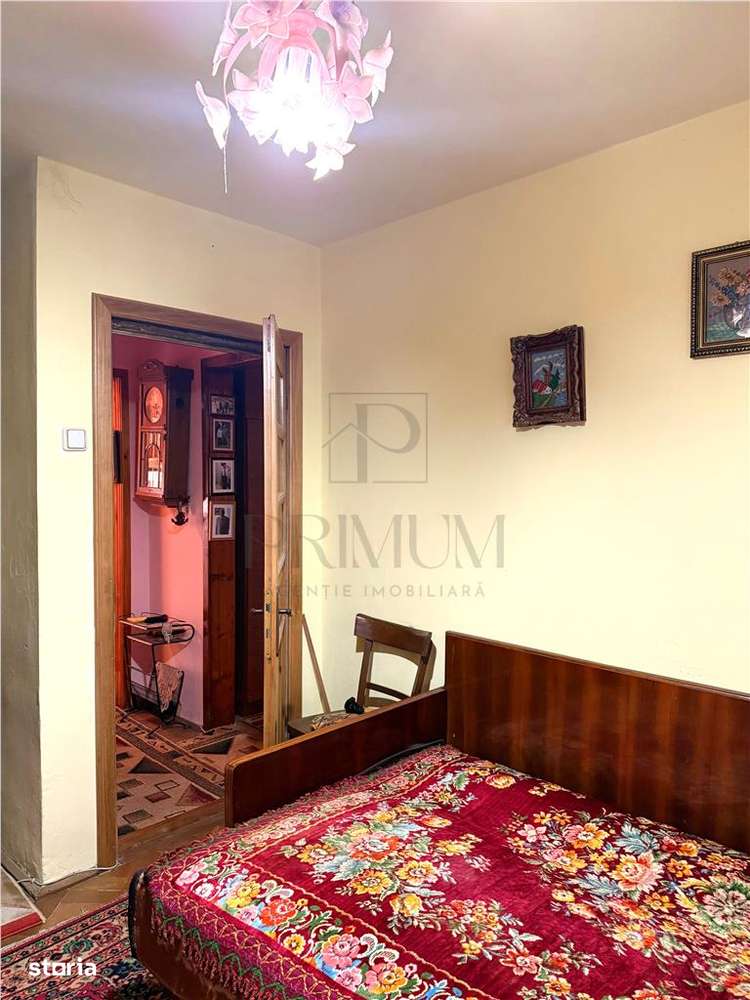 Semicentral - decomandat - etaj 3 - centrala proprie - vedere pe 2 lat-6