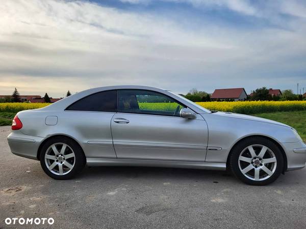 Mercedes-Benz CLK - 3