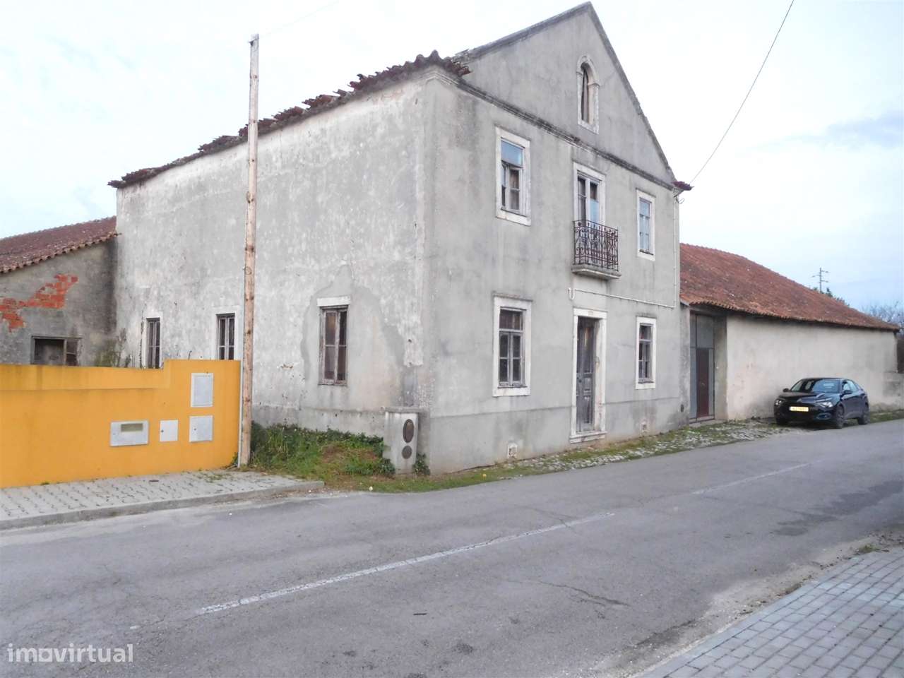 Quinta com Moradia T5 / Restaurar / Carvide / Leiria-21